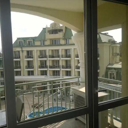 Daire Apartcomplex Splendid - Romance № 46 Aziz Konstantin ve Elena