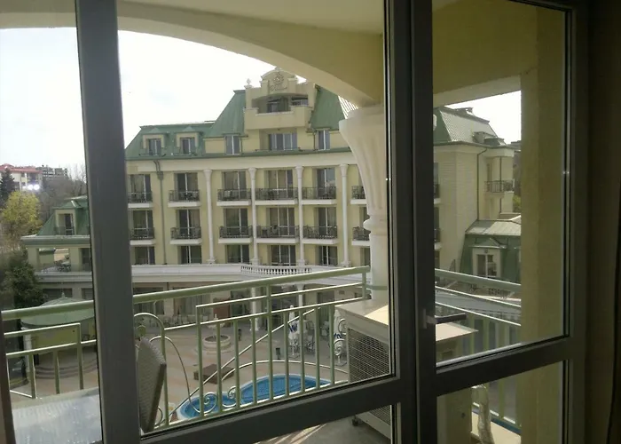 Daire Apartcomplex Splendid - Romance № 46 Aziz Konstantin ve Elena